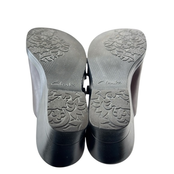 Clarks May Poppy Clog Size 6 Wedge Heel Mule Slip On Comfort Shoe Burgundy  NEW! - Picture 5 of 10